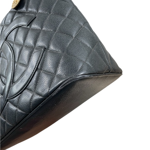 Chanel Medallion Tote - Picture 7 of 17